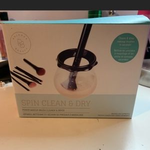 Make up brush cleaner